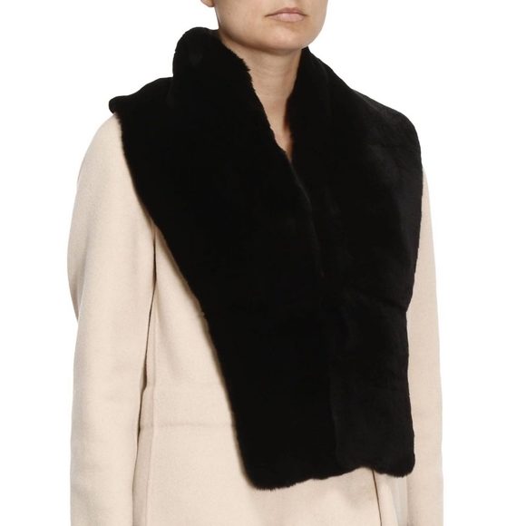 Weekend MaxMara faux fur stole - Picture 6 of 9